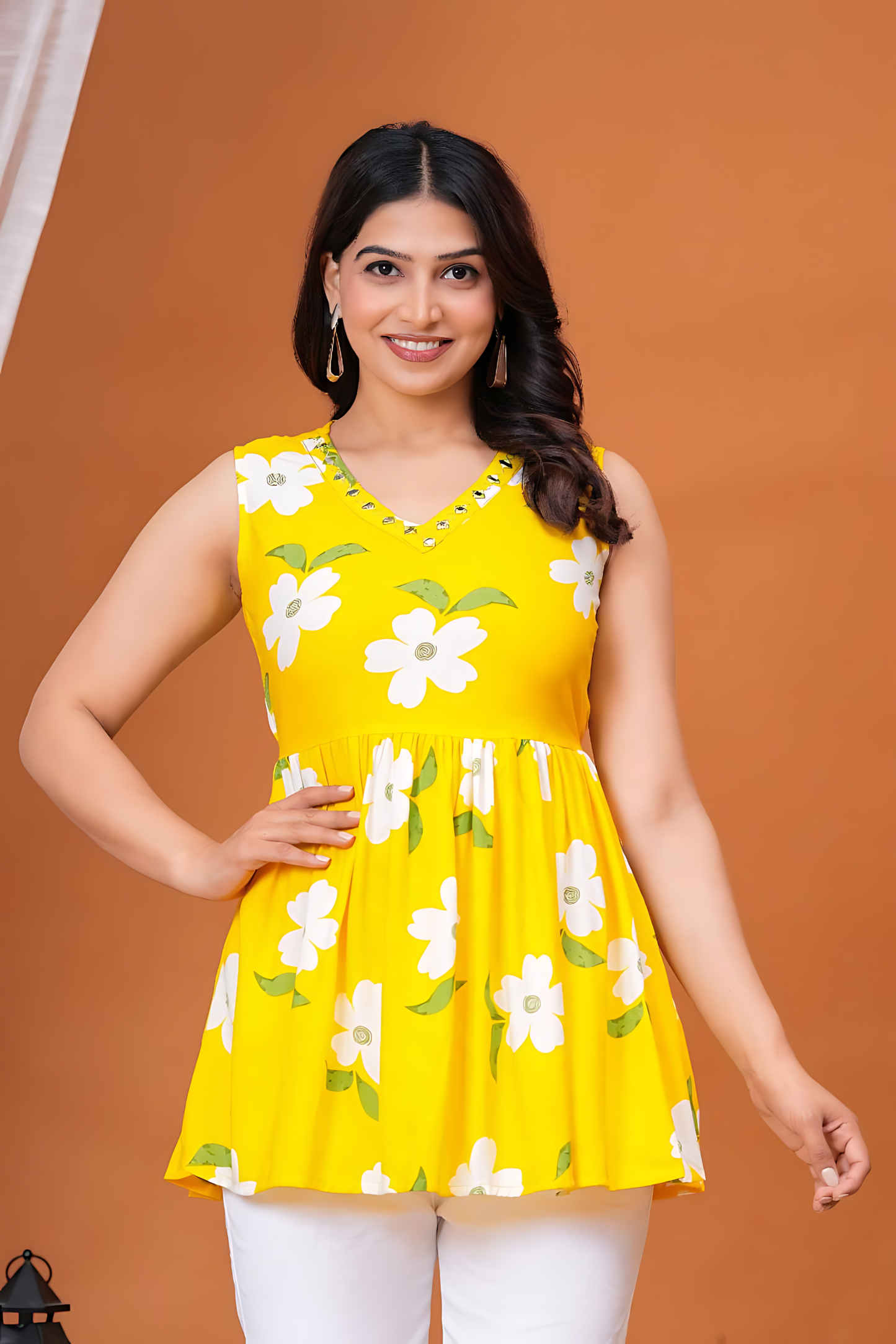 Women's Yellow Floral Sleeveless V Neck Casual Top